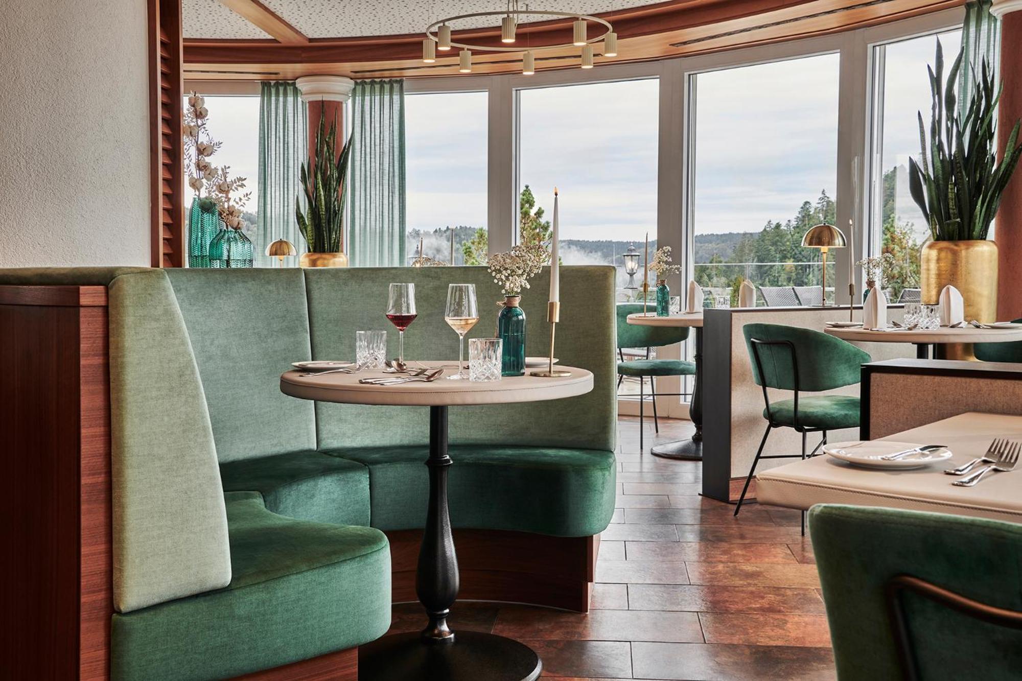 Hotel Kronelamm Im Schwarzwald บาด ไทนาค-ซาเวลชไตน์ ภายนอก รูปภาพ